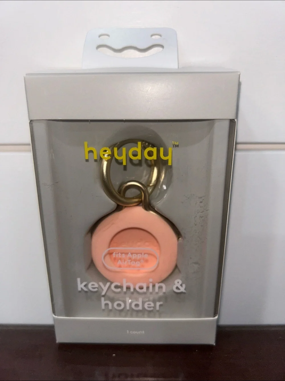 heyday Peach Silicone Keychain Holder with Gold Ring
